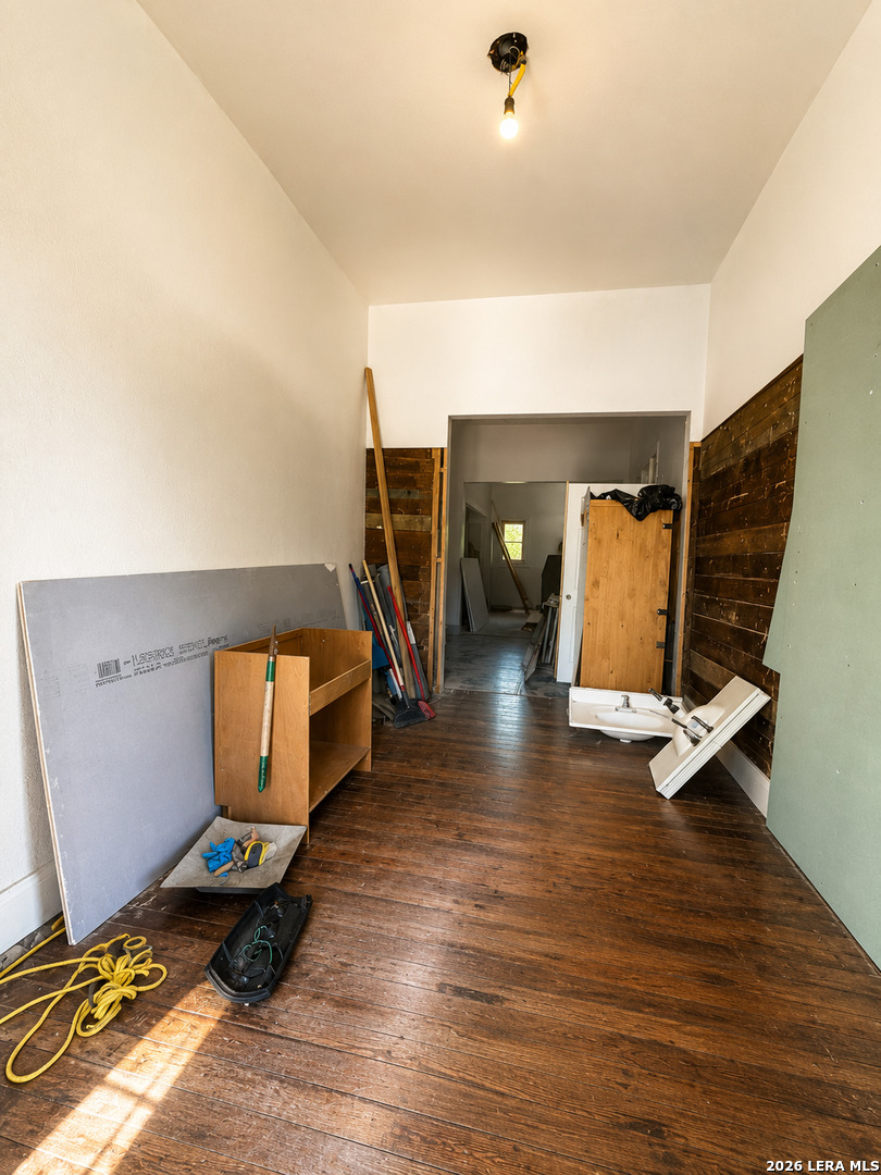 147 Klein St