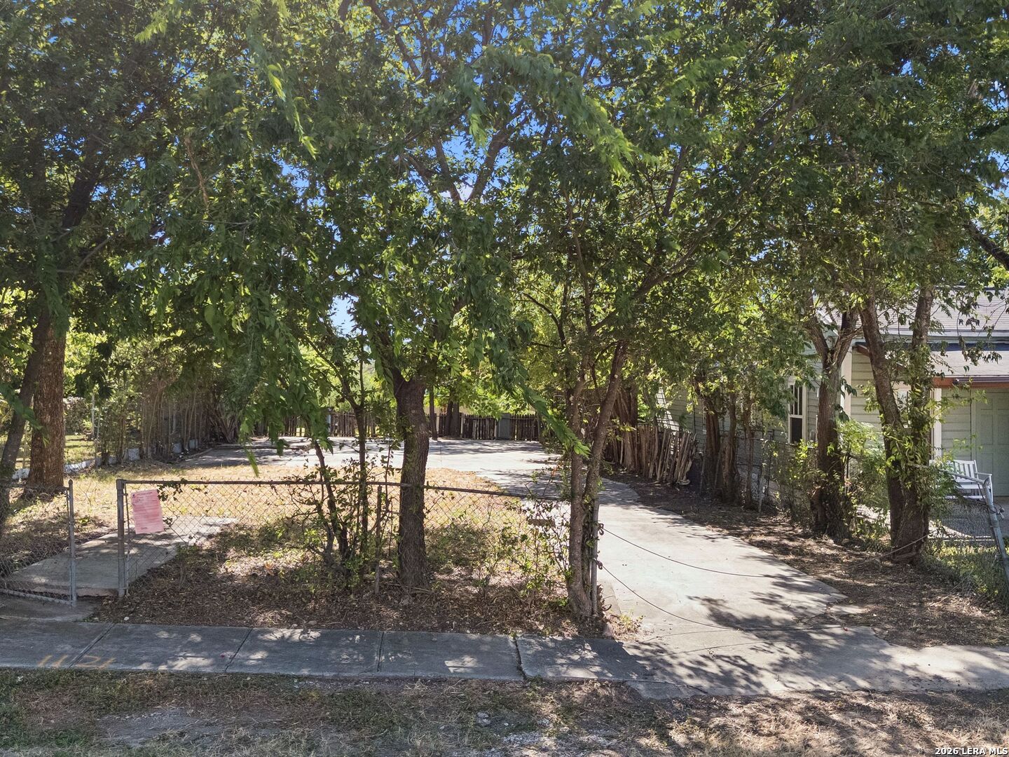 1121 N Olive Street