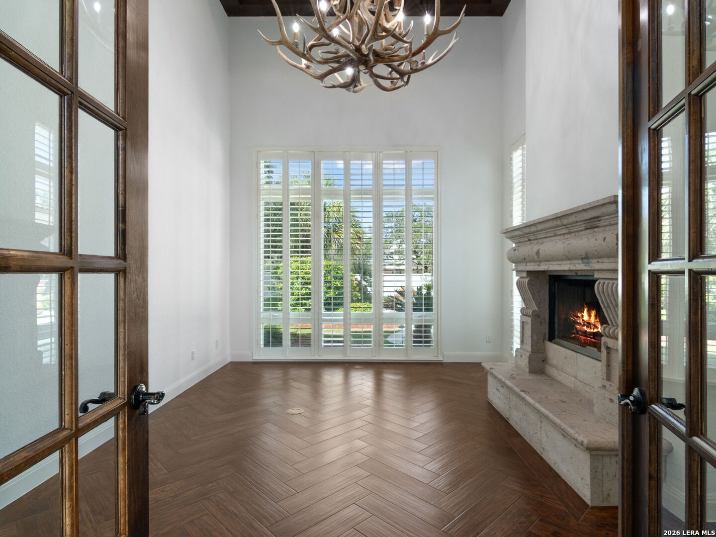 202 WELLESLEY LOOP