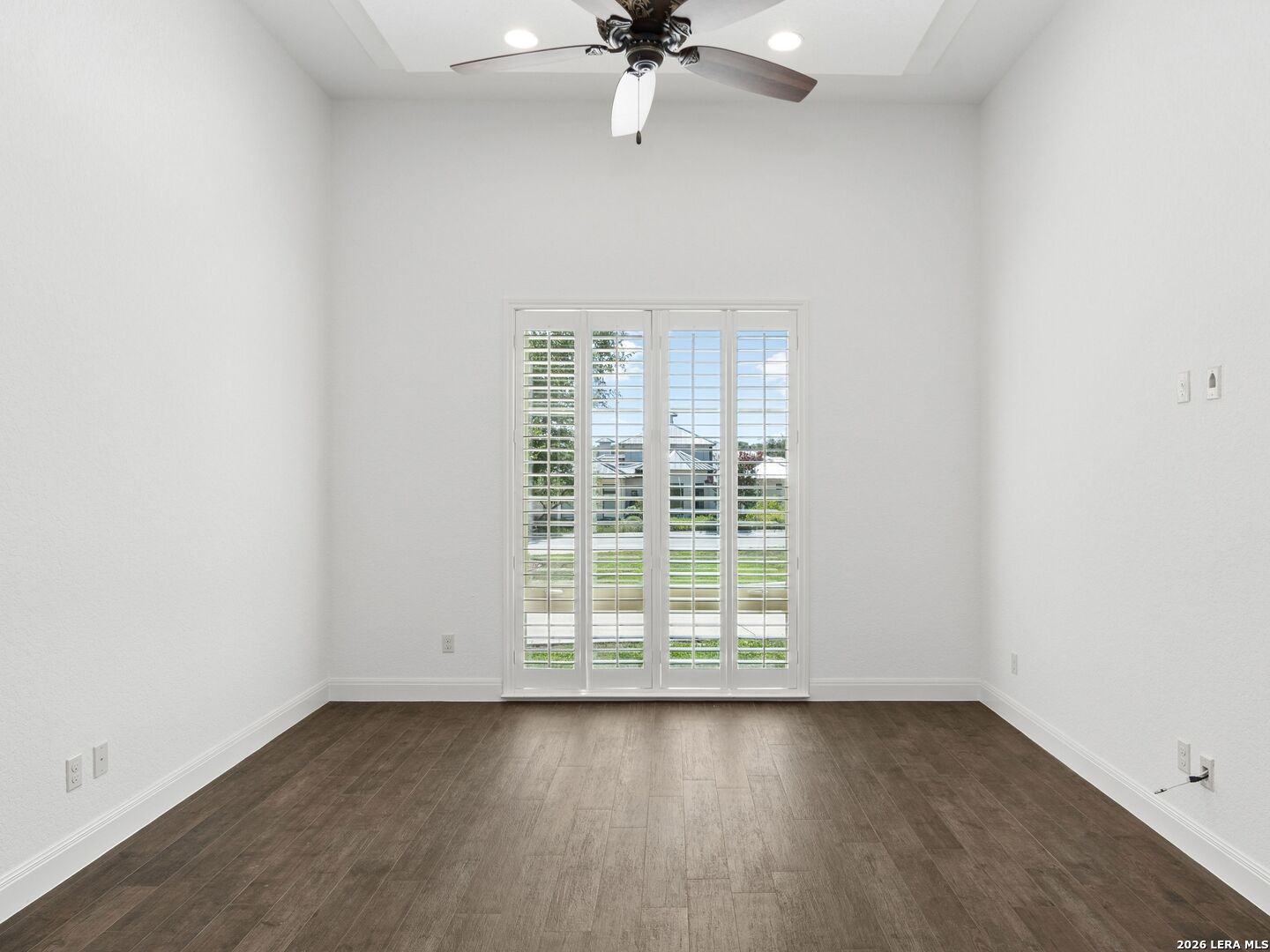202 WELLESLEY LOOP