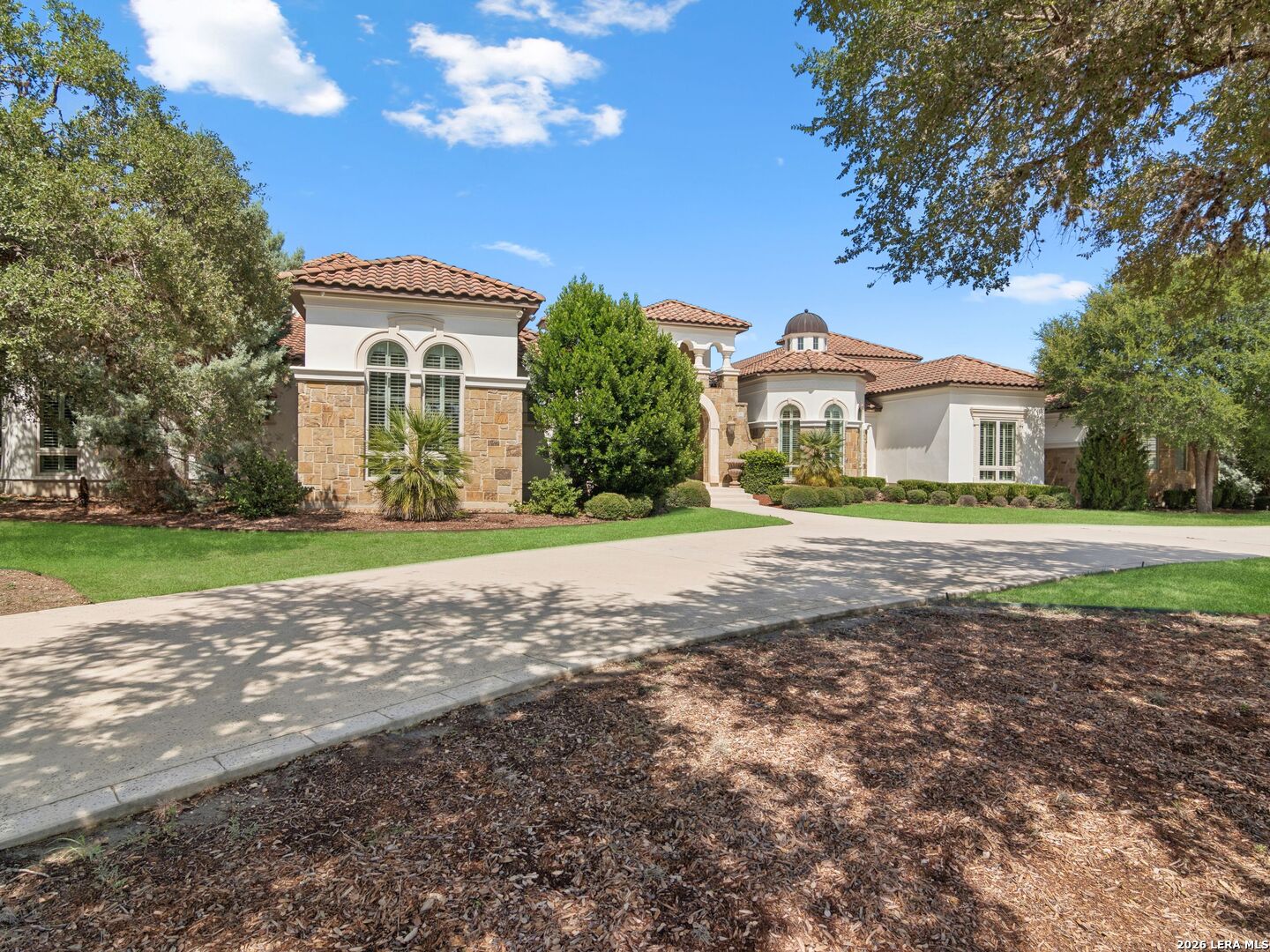 202 WELLESLEY LOOP