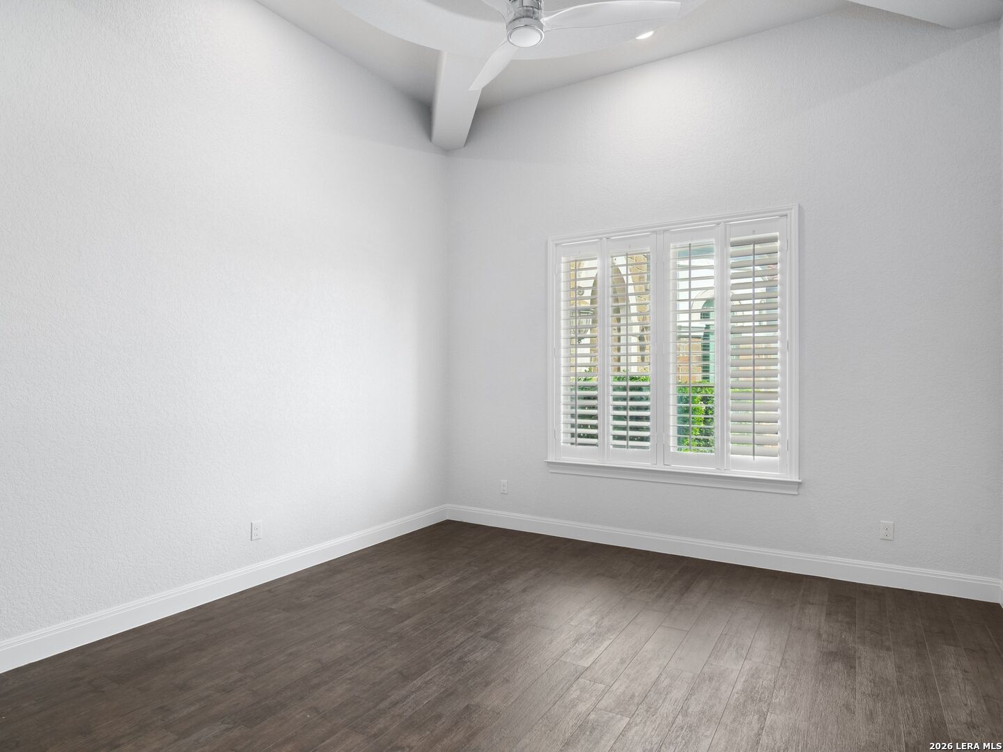 202 WELLESLEY LOOP