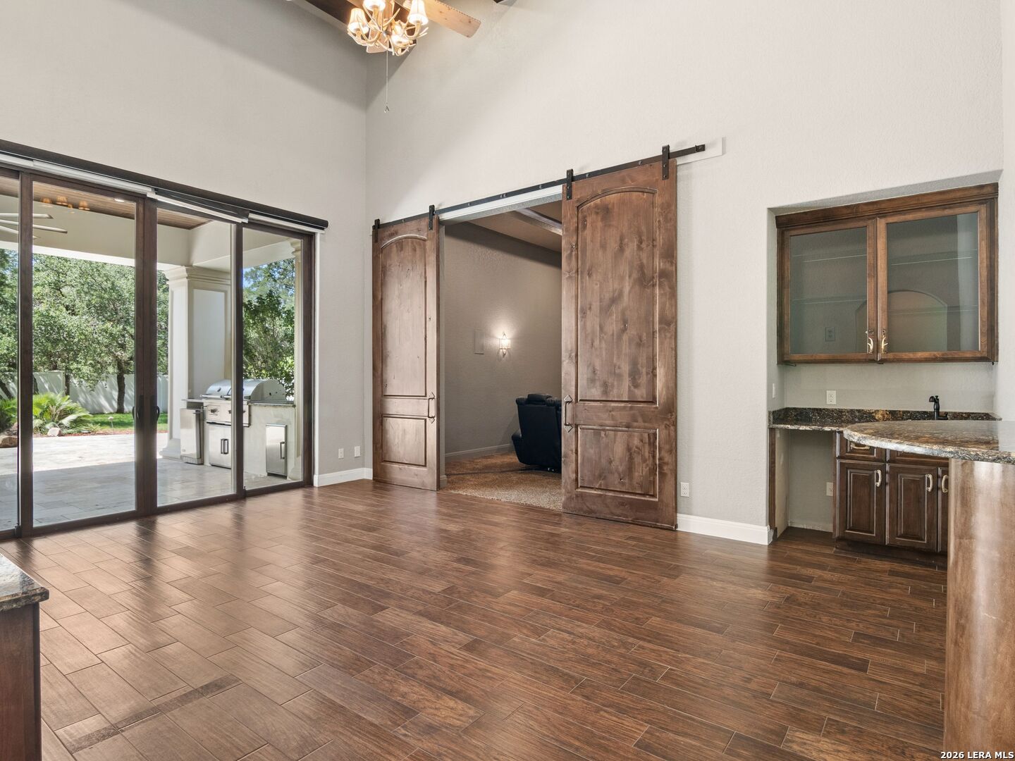202 WELLESLEY LOOP