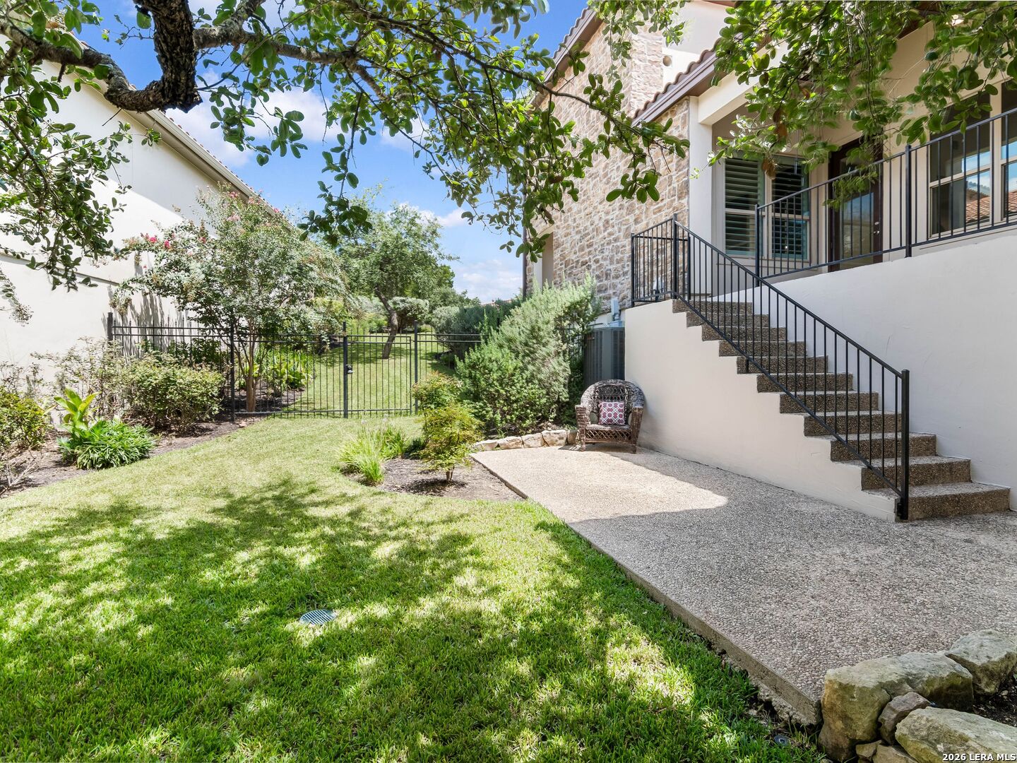 7222 BLUFF RUN