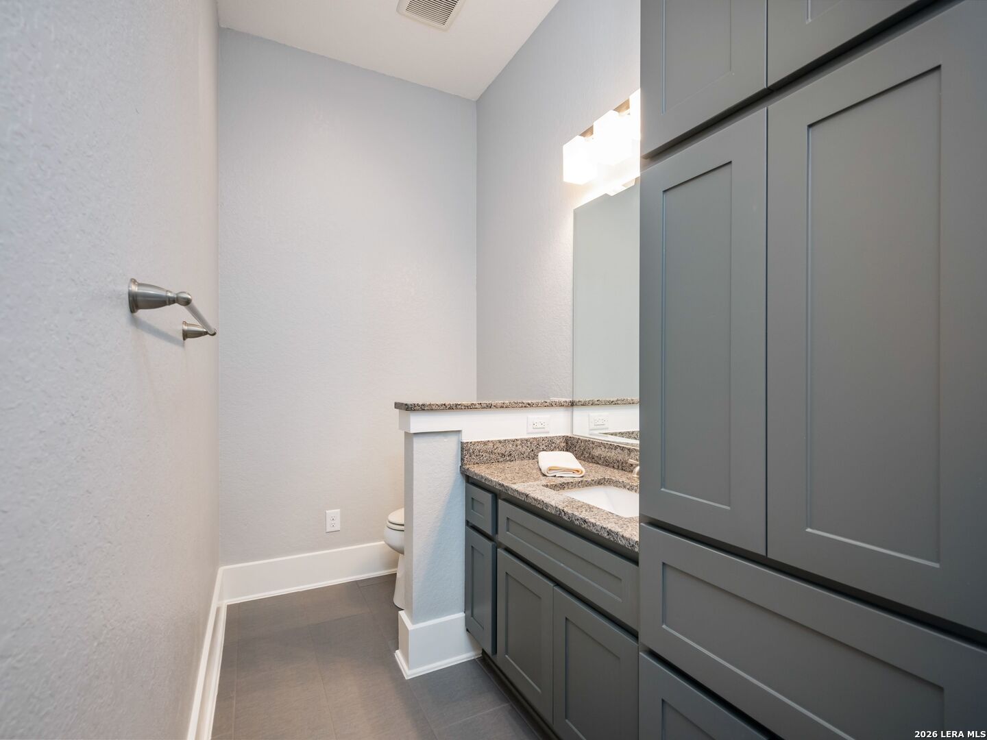 8103 Vanity Hill