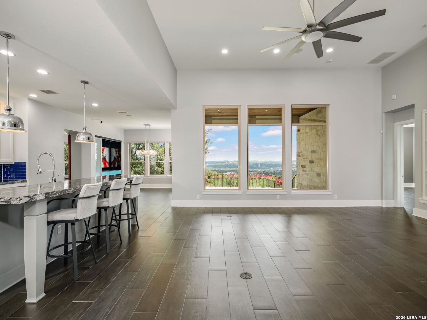 8103 Vanity Hill