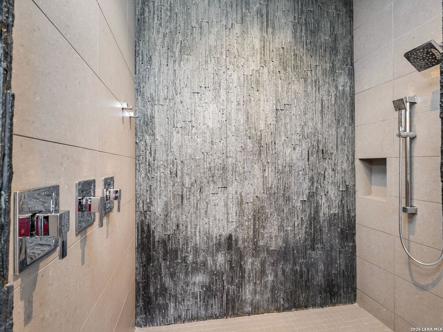 8103 Vanity Hill