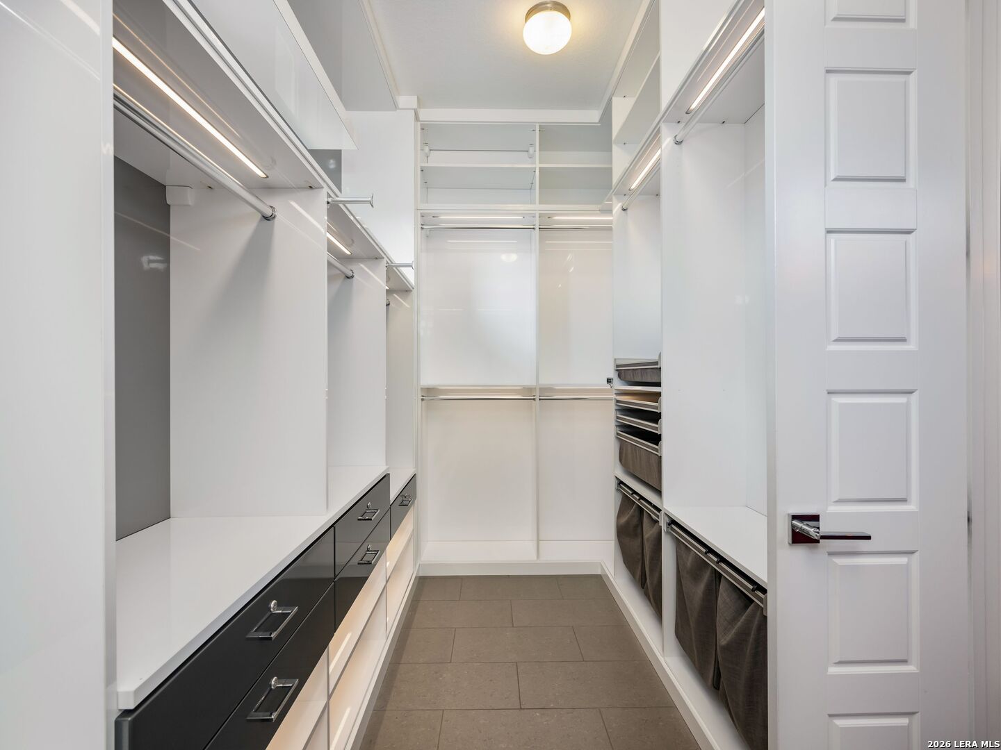8103 Vanity Hill