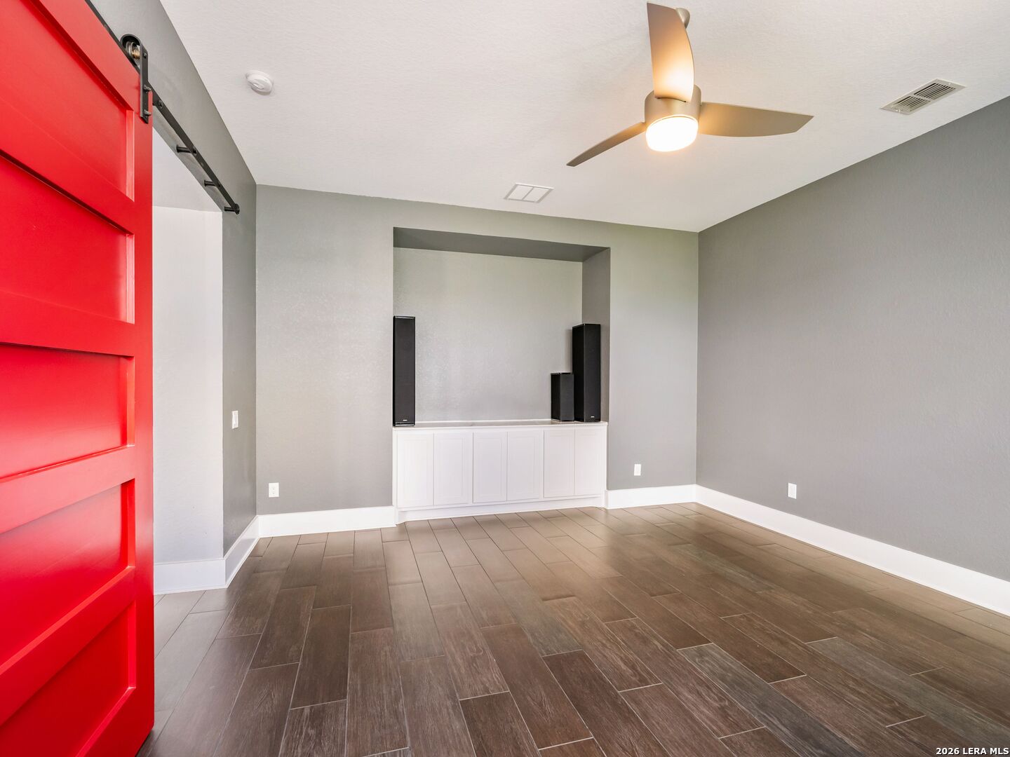 8103 Vanity Hill