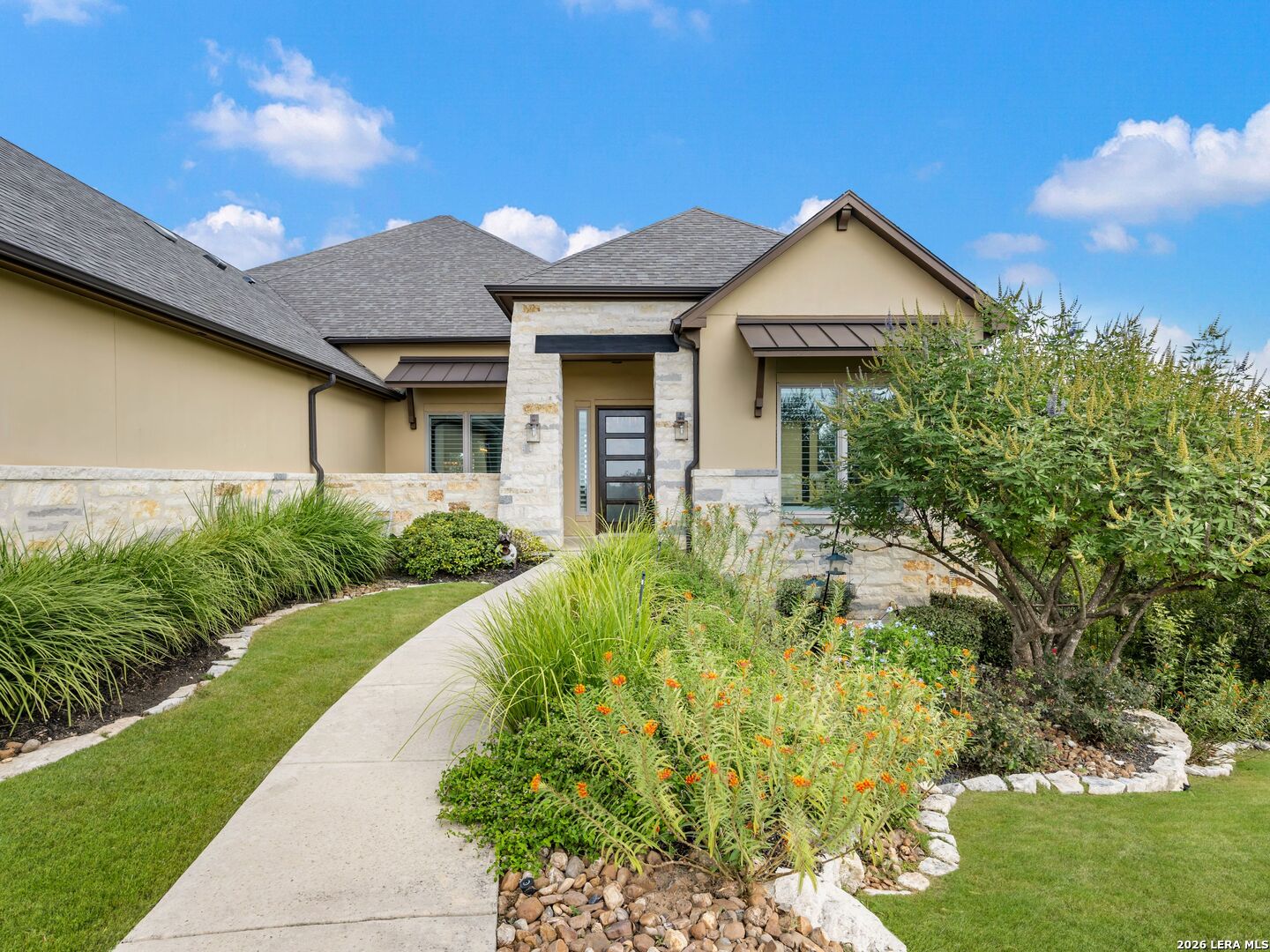 8103 Vanity Hill