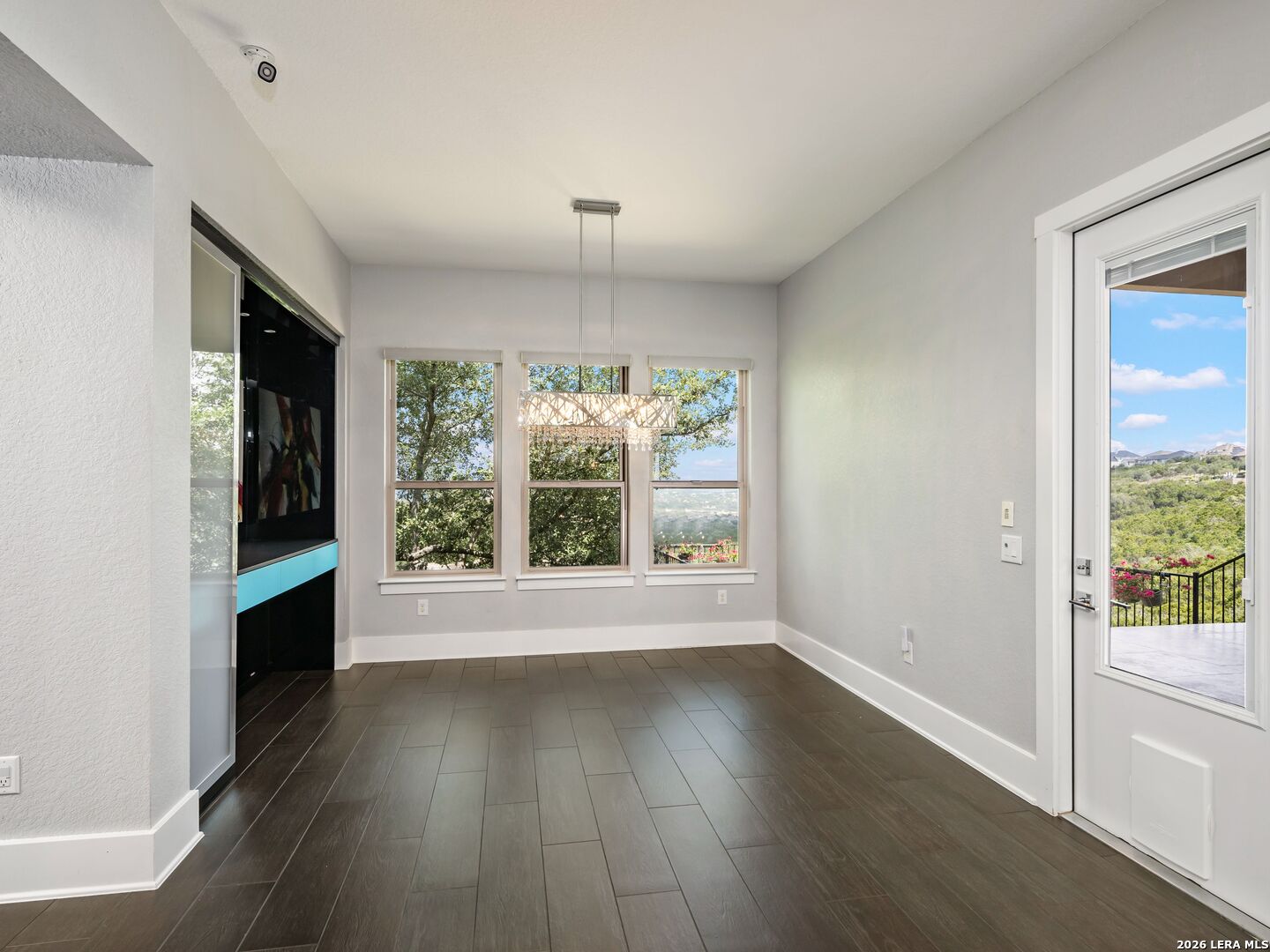 8103 Vanity Hill