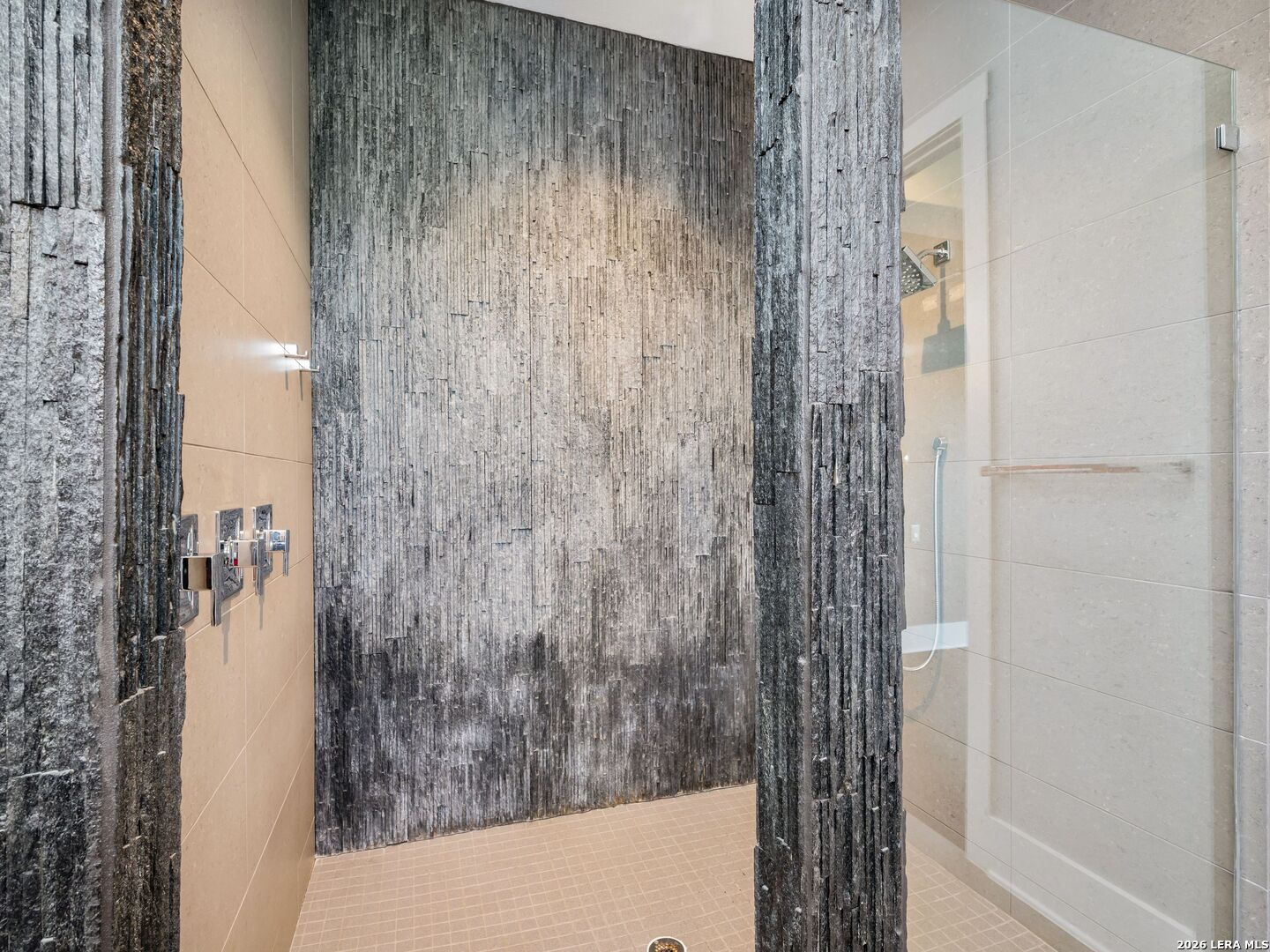 8103 Vanity Hill