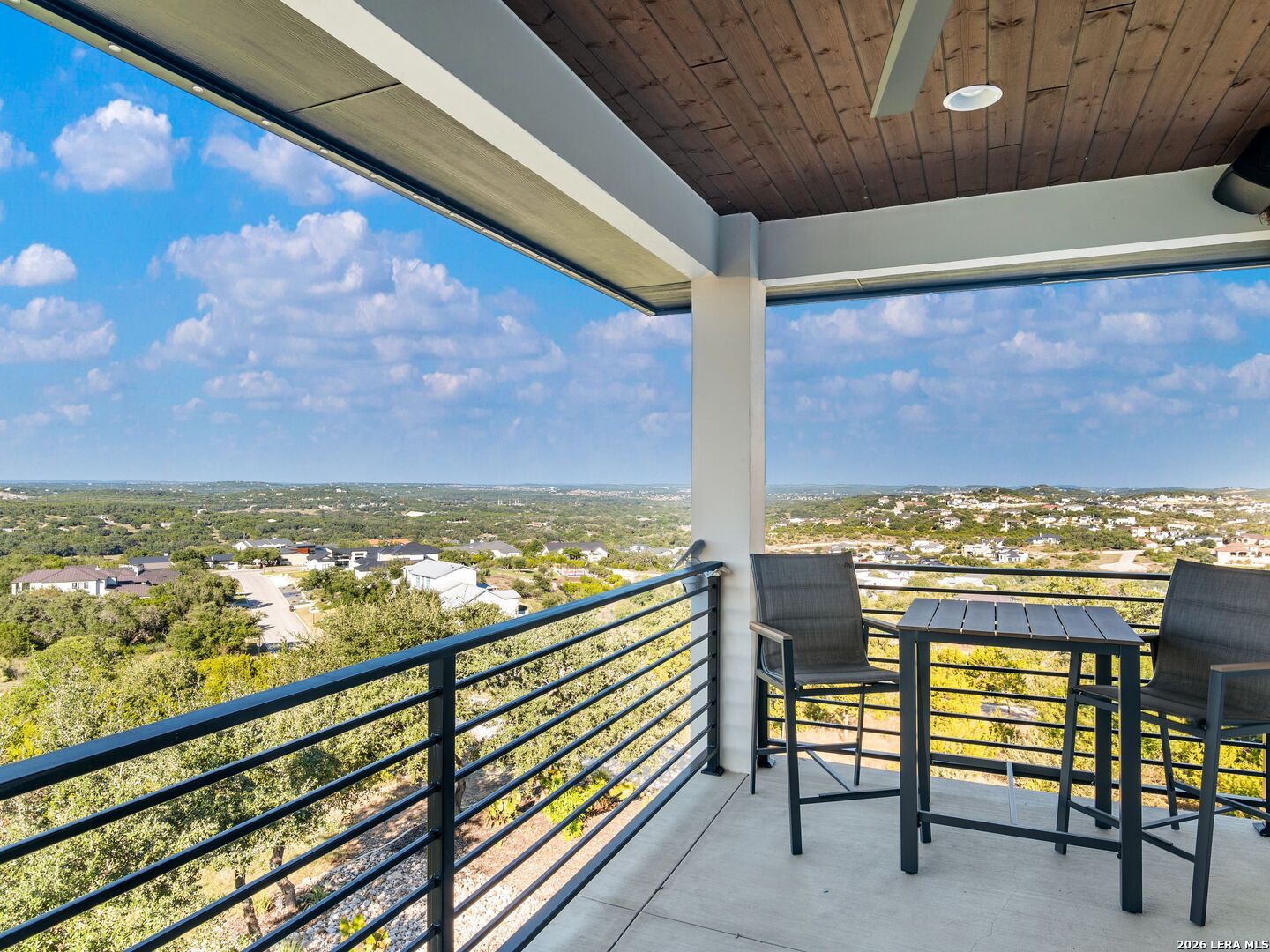 10702 Nina Ridge