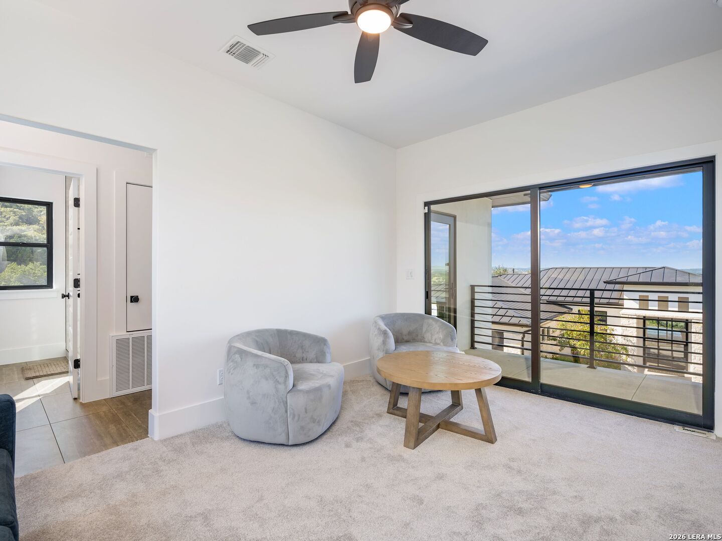 10702 Nina Ridge
