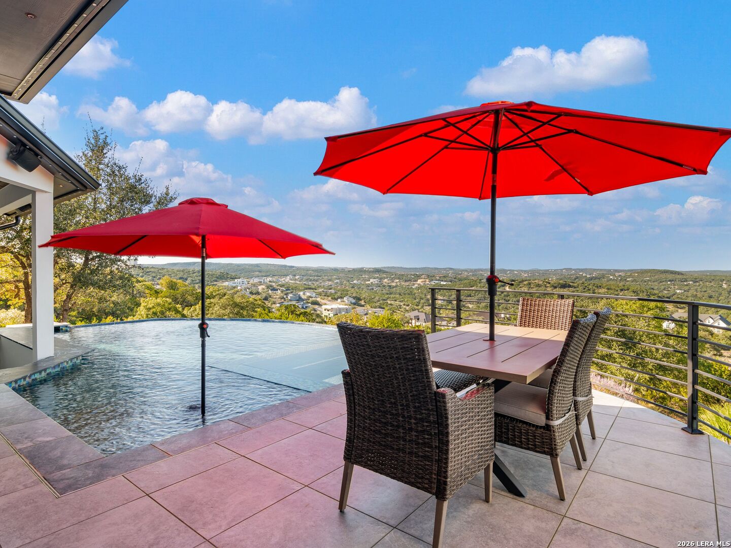 10702 Nina Ridge