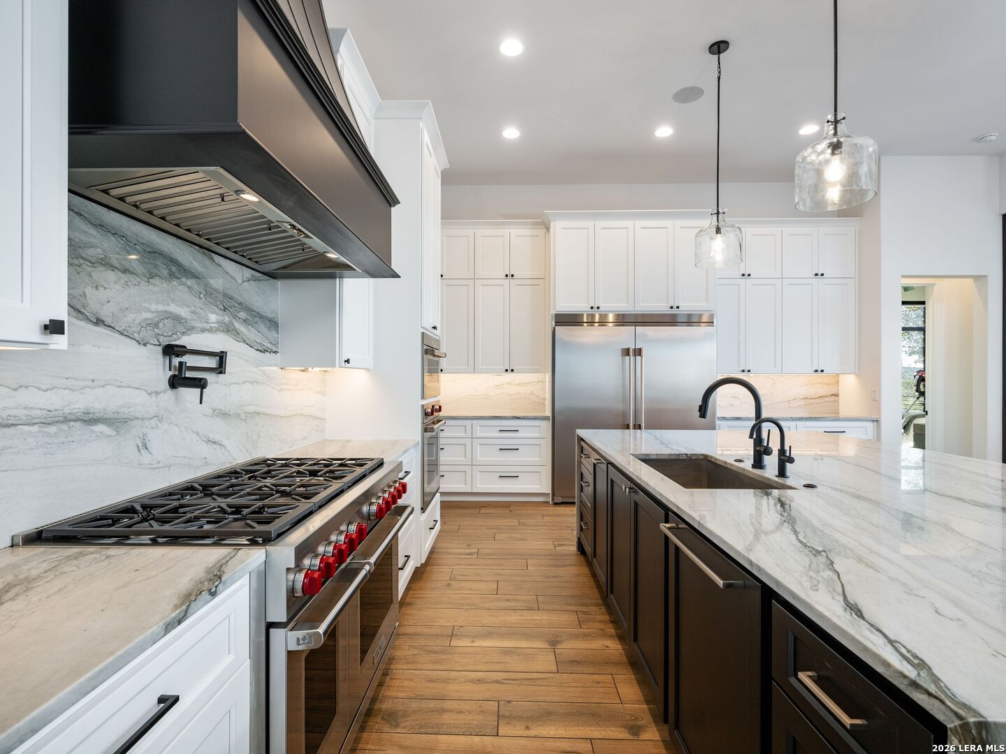 10702 Nina Ridge