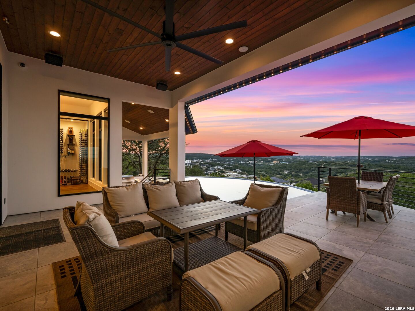 10702 Nina Ridge