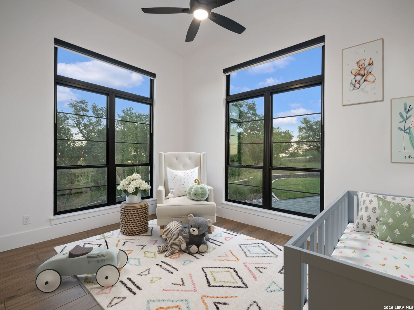 10702 Nina Ridge