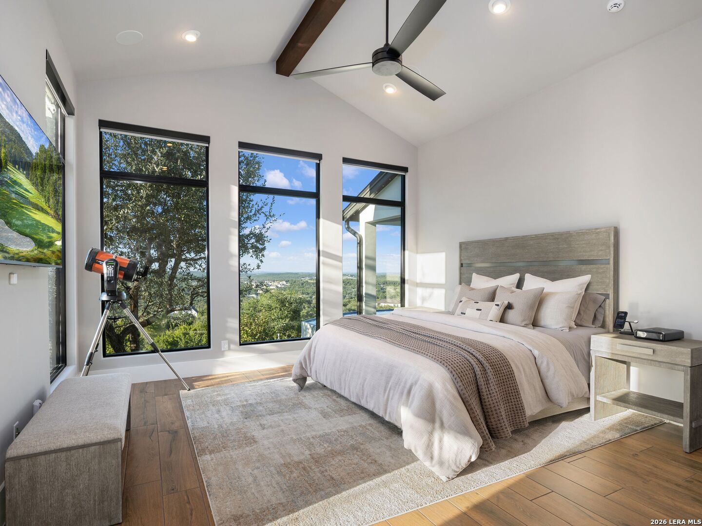 10702 Nina Ridge
