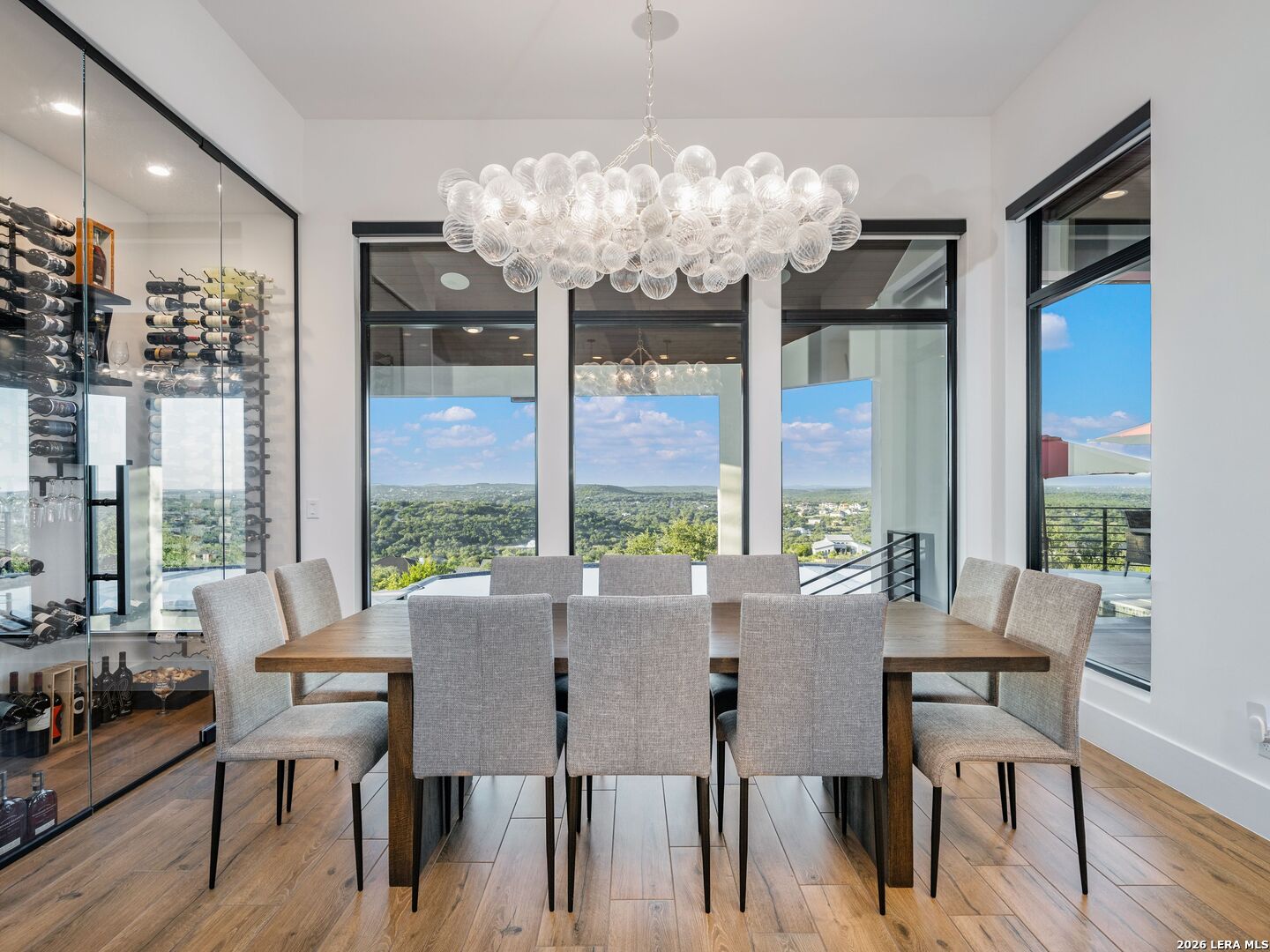 10702 Nina Ridge