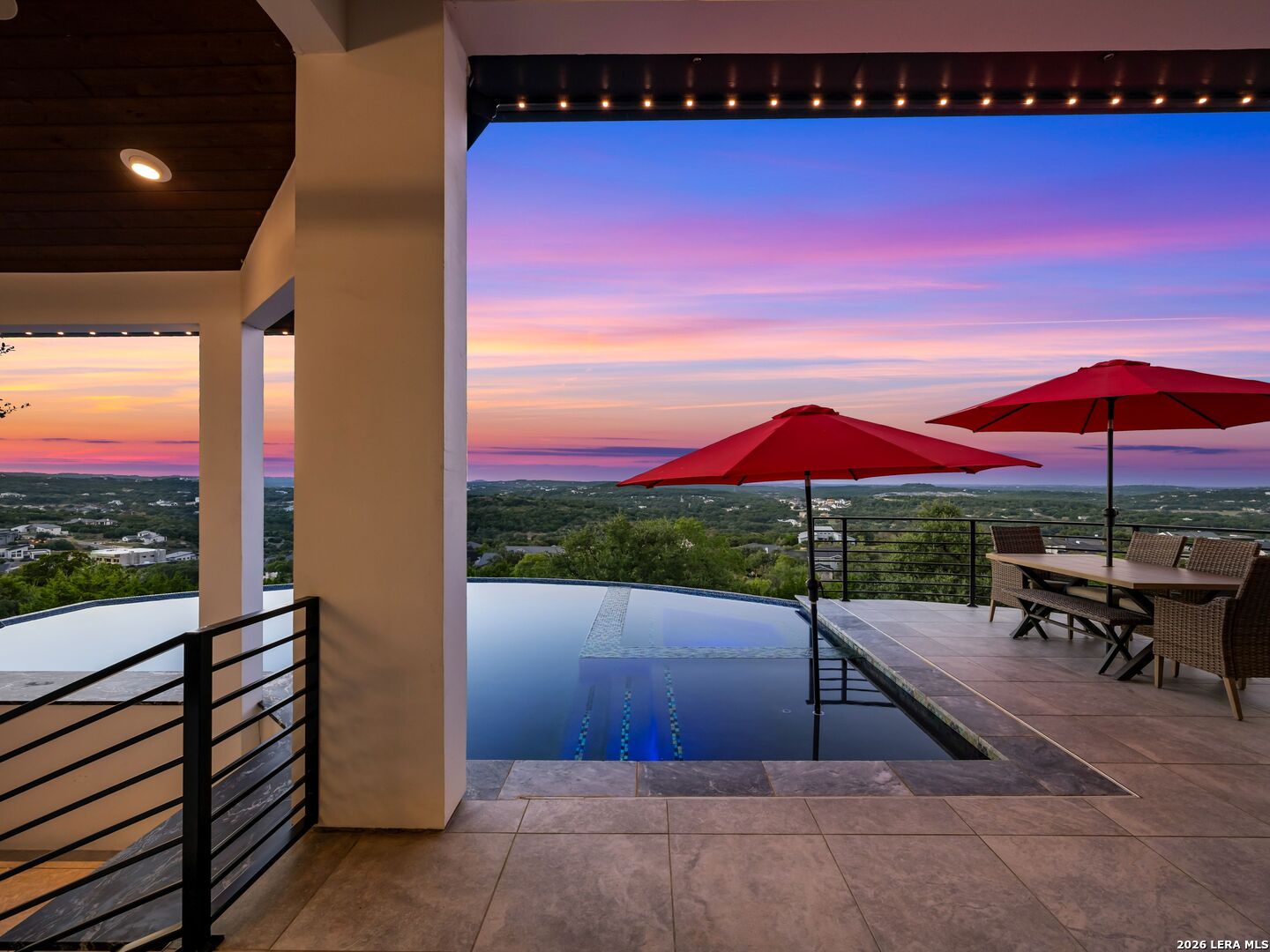 10702 Nina Ridge