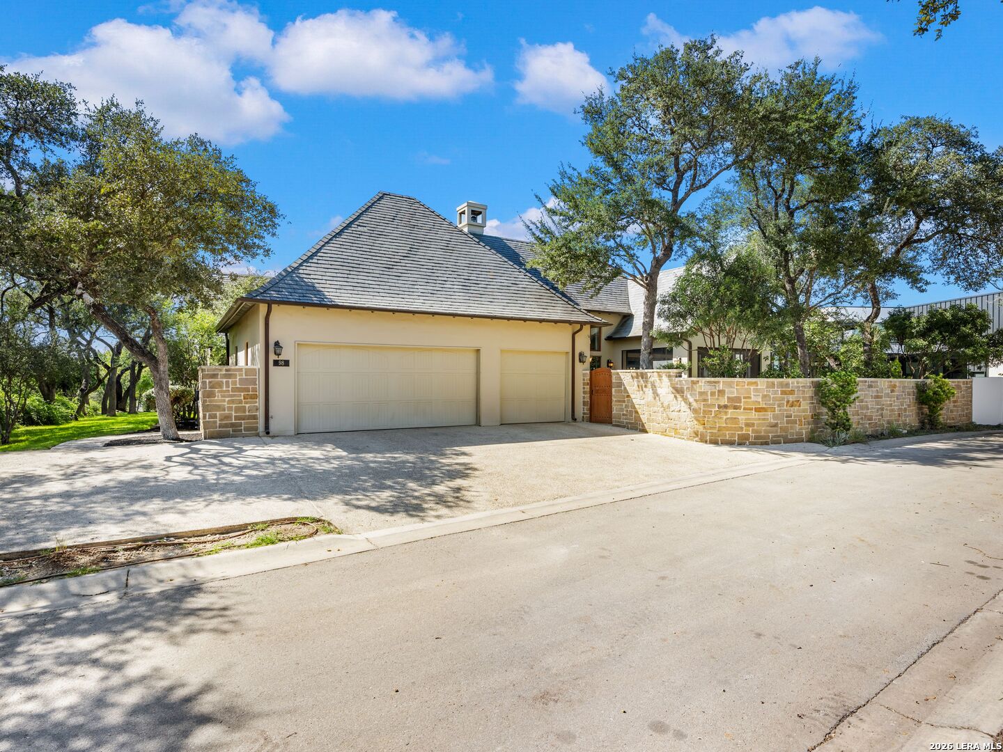 98 Turnberry Way