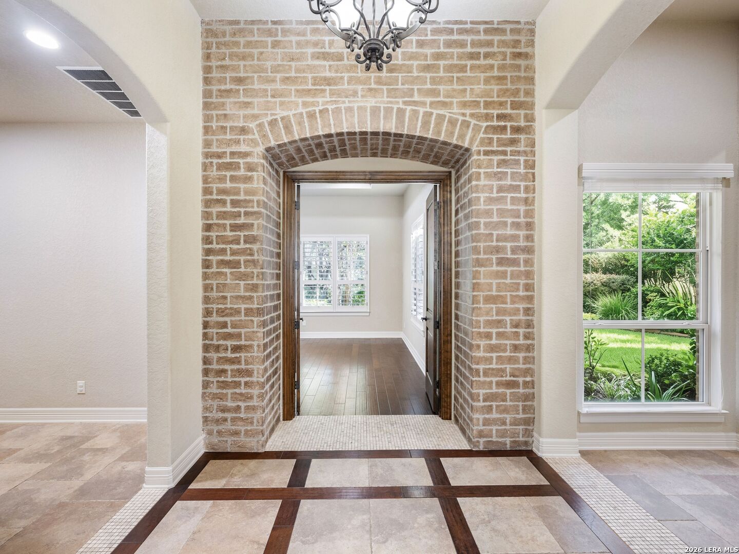 98 Turnberry Way