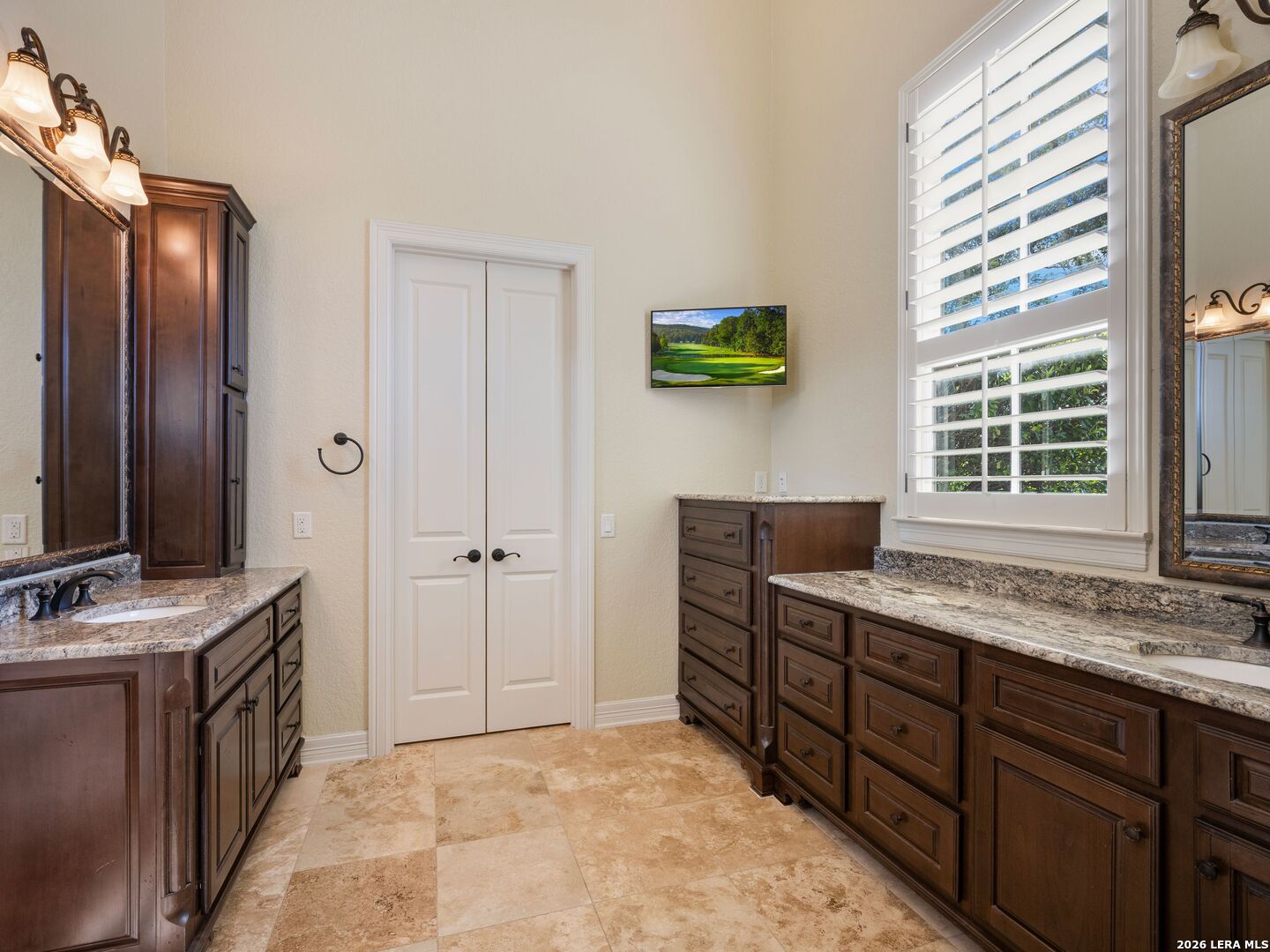 98 Turnberry Way