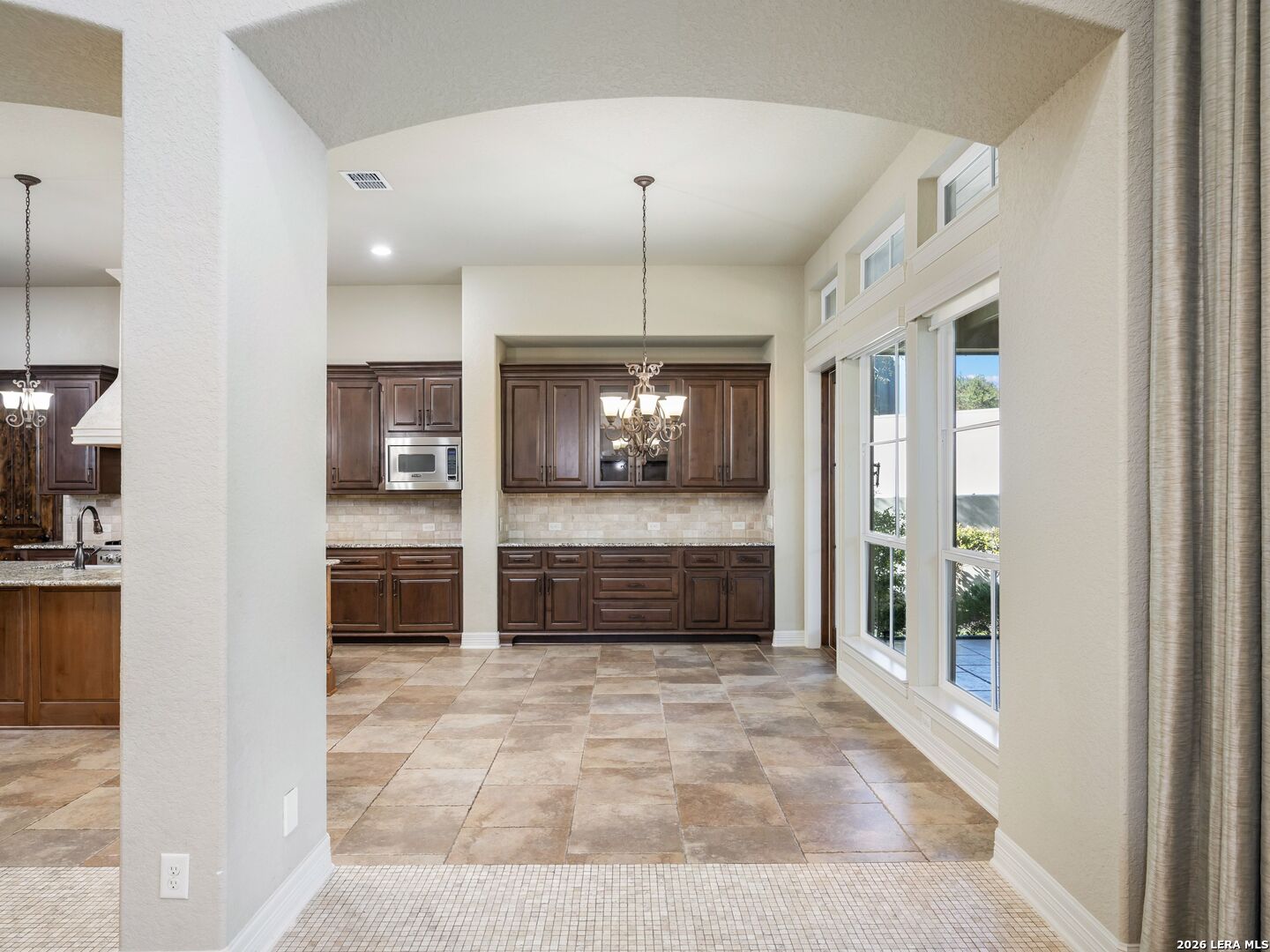 98 Turnberry Way