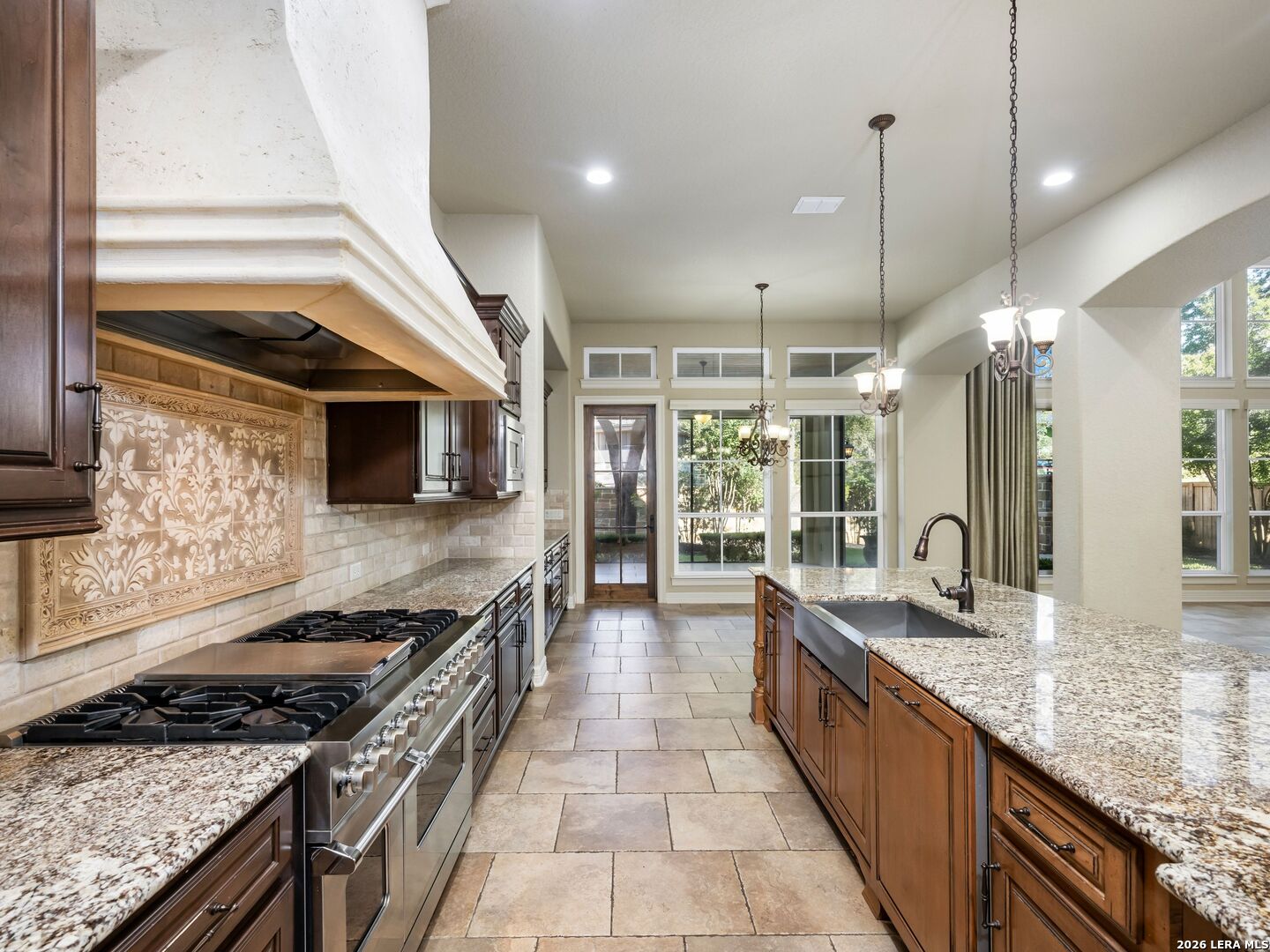 98 Turnberry Way
