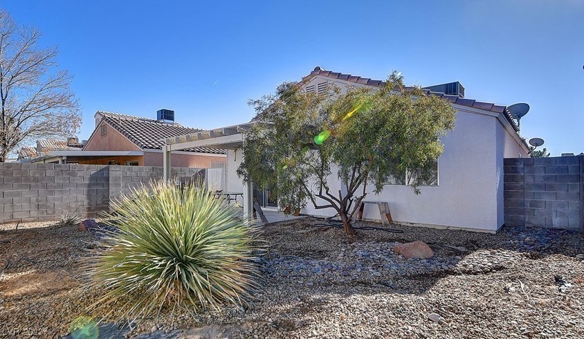 8232 Cactus Root Court