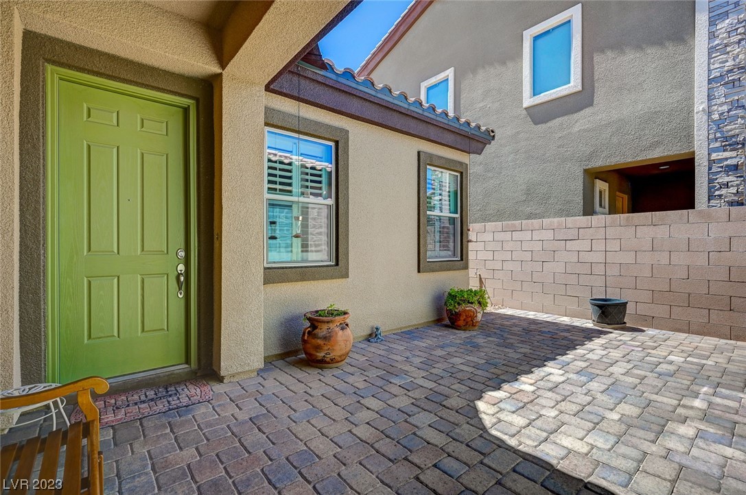 83 Hawking Ridge Way