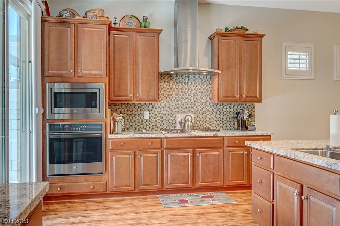 83 Hawking Ridge Way