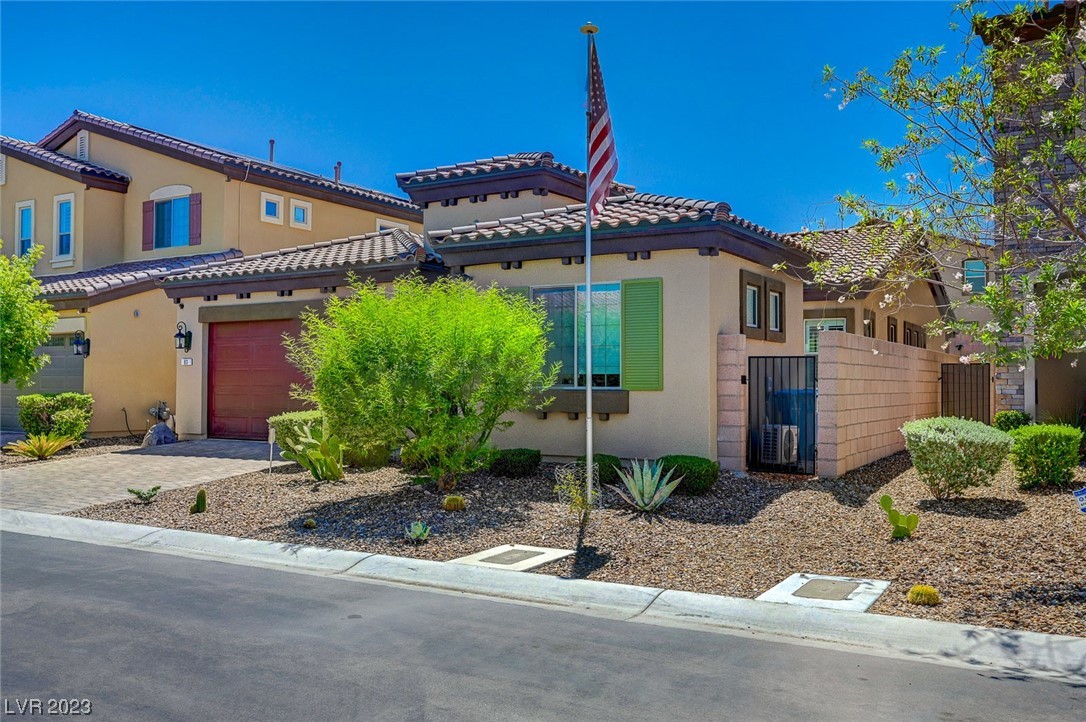 83 Hawking Ridge Way