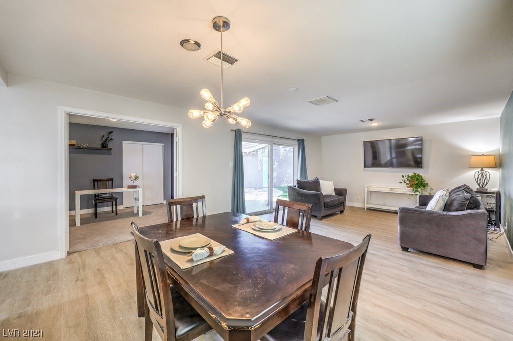 1824 East Oakey Boulevard