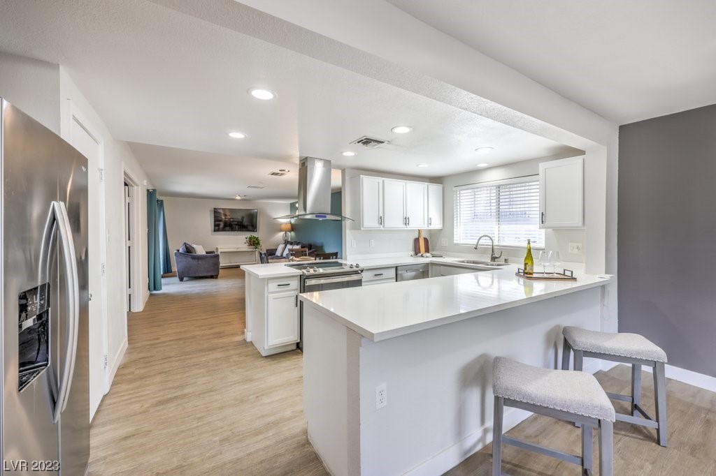 1824 East Oakey Boulevard