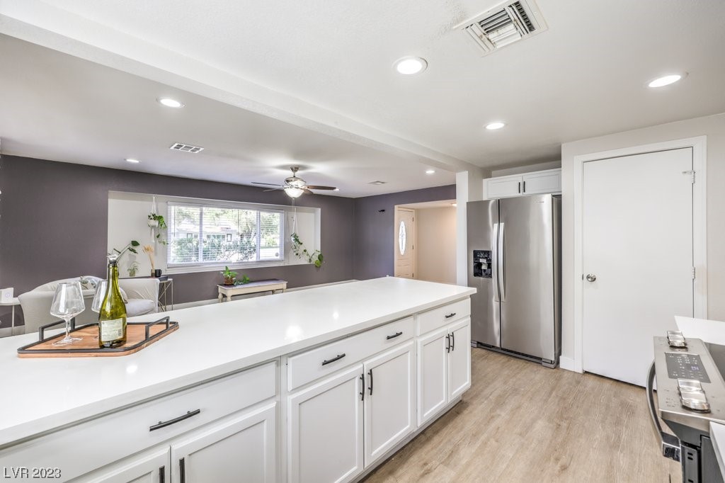 1824 East Oakey Boulevard