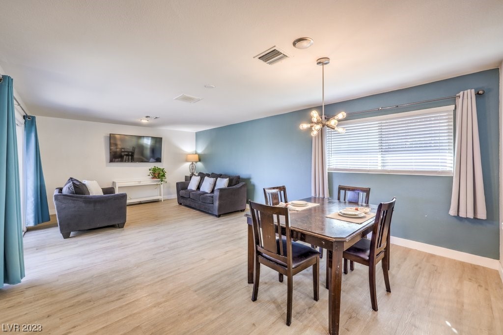 1824 East Oakey Boulevard