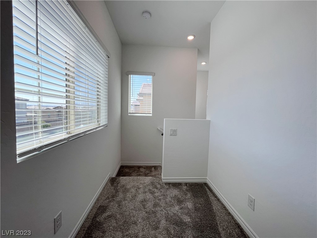 6498 Bayley Springs Avenue