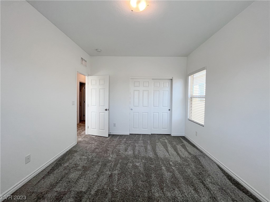 6498 Bayley Springs Avenue