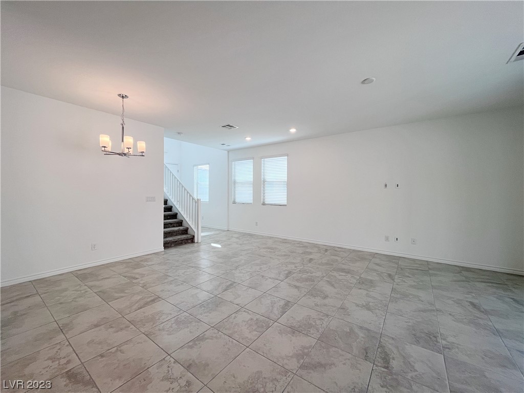 6498 Bayley Springs Avenue