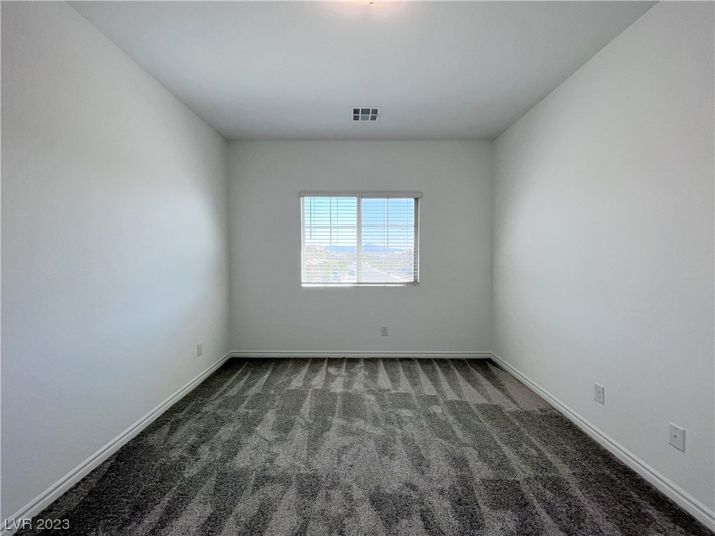 6498 Bayley Springs Avenue