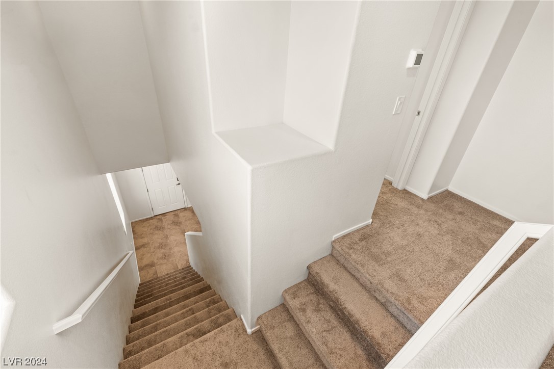 4504 Stardusk Falls Avenue