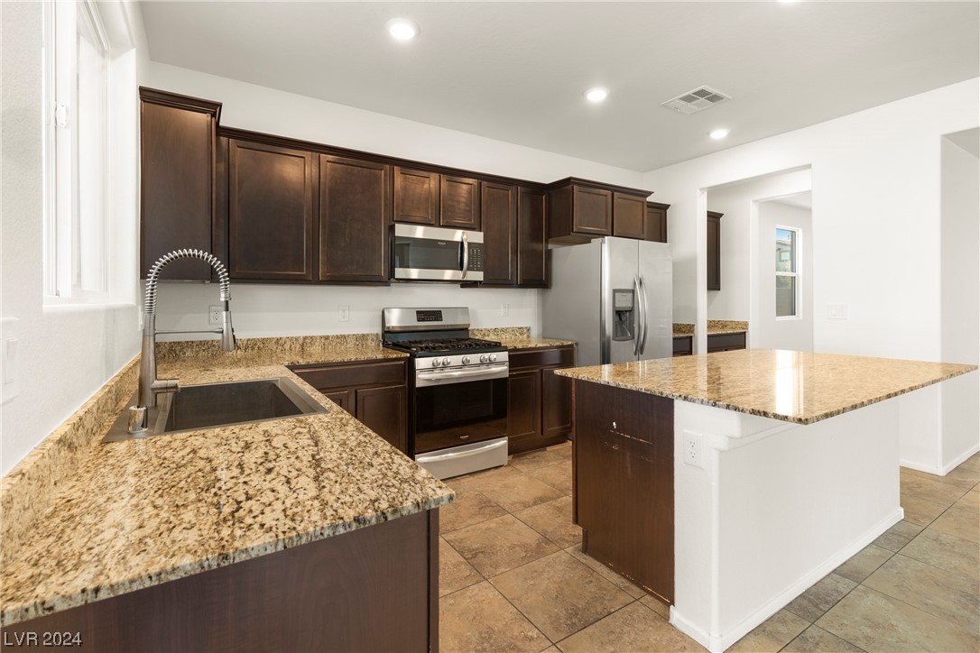 4504 Stardusk Falls Avenue