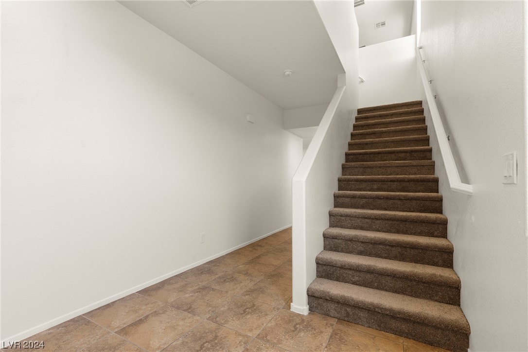 4504 Stardusk Falls Avenue