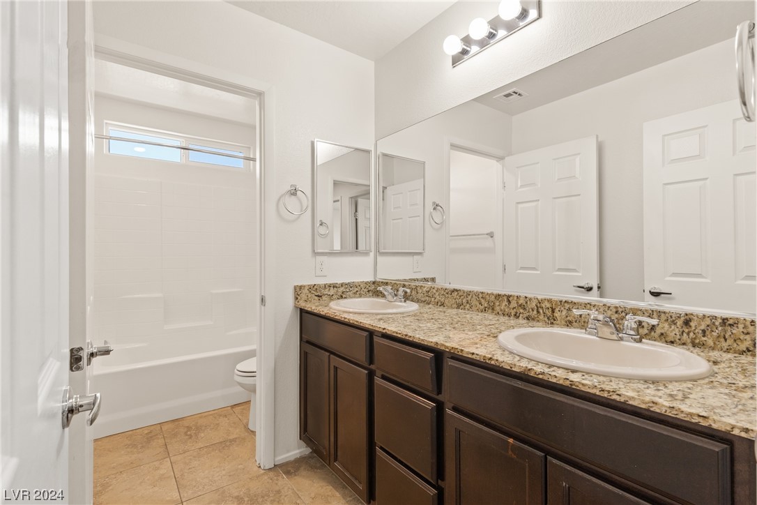 4504 Stardusk Falls Avenue