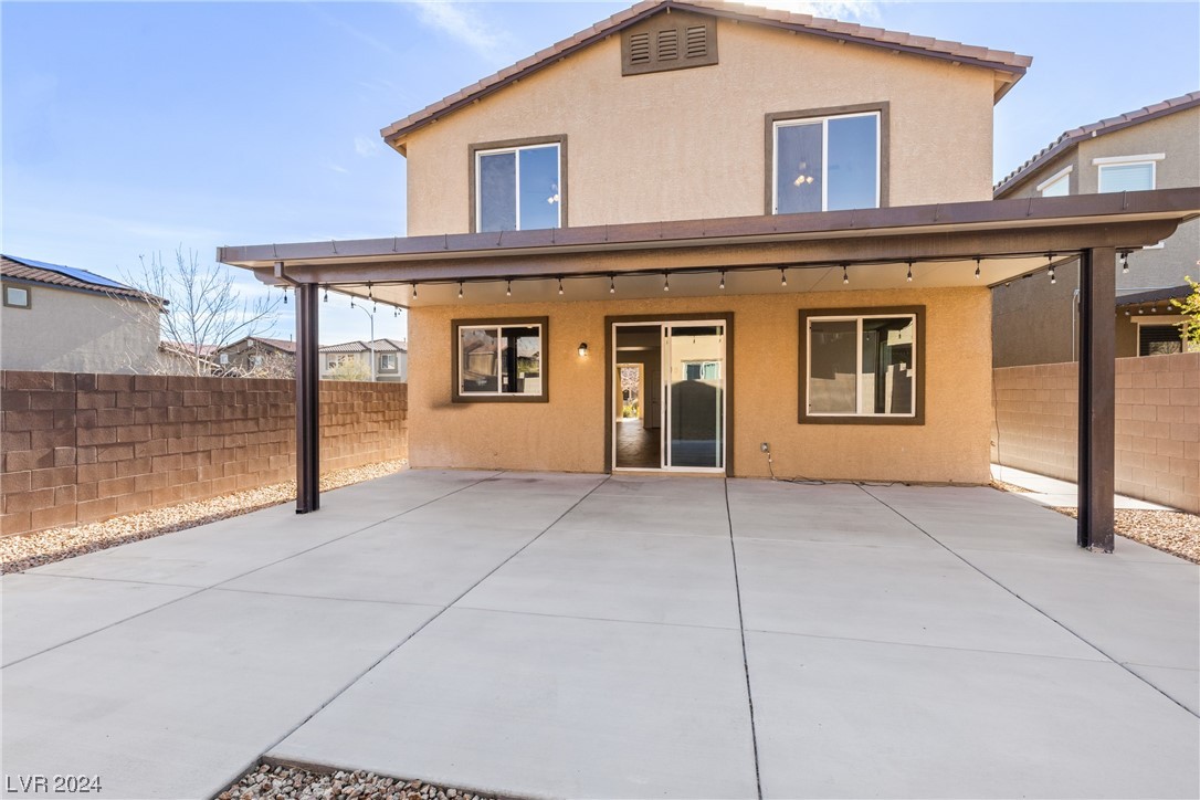 4504 Stardusk Falls Avenue