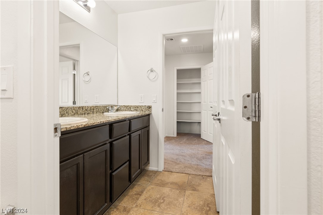 4504 Stardusk Falls Avenue