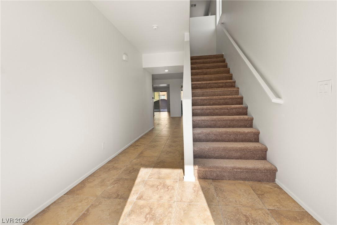 4504 Stardusk Falls Avenue