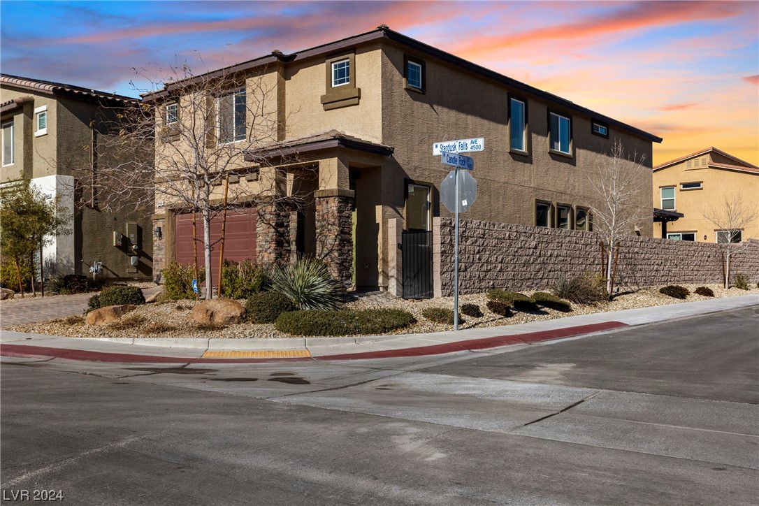 4504 Stardusk Falls Avenue